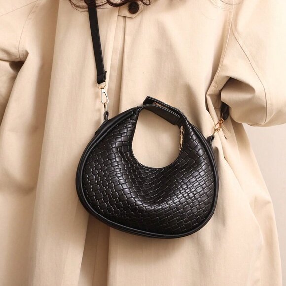 Black Vintage Women's Zipper Closure Faux Leather Woven Handbag - Picture 2 of 6